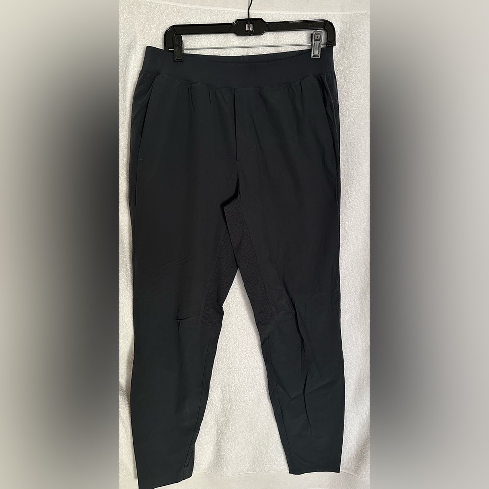 Lululemon men’s joggers